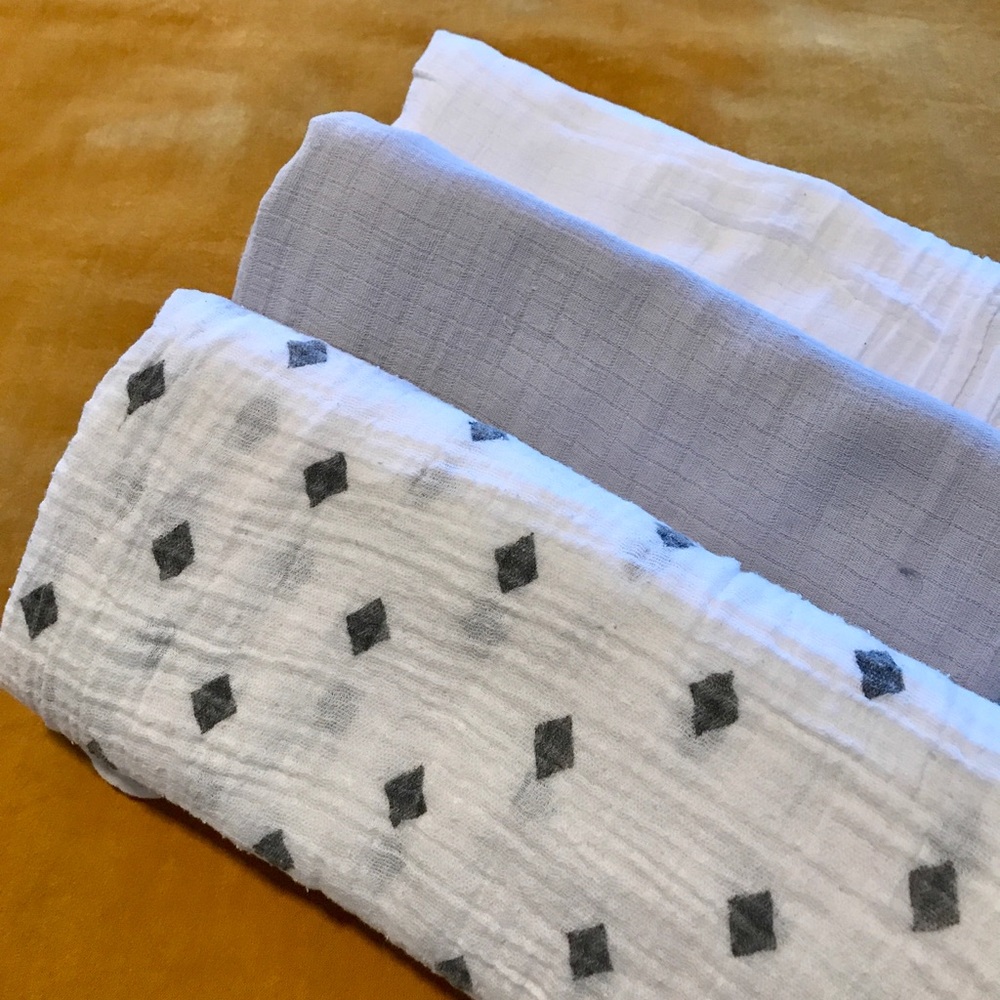 Aden & Anais 47” cotton swaddle cloths // 3 pack